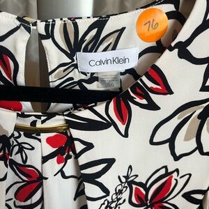 Calvin Klein Women's Floral Print Sleeveless Blouse